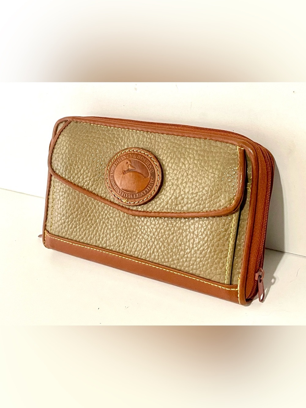 Vintage Dooney & Bourke Leather Zip Key Caddy Coin Card Purse Keychain No Strap